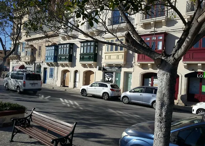 Проживание в семье Seafront *